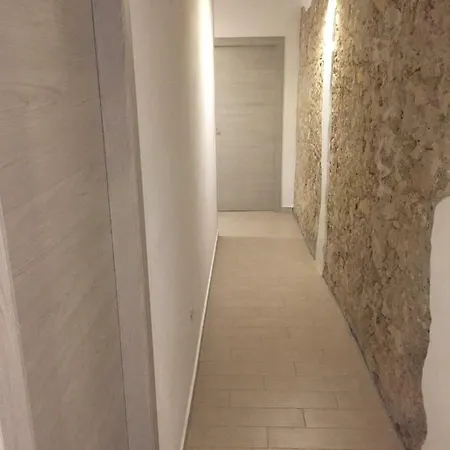 לינה וארוחת בוקר Al Corso קליארי