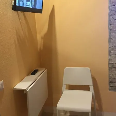 לינה וארוחת בוקר Al Corso קליארי