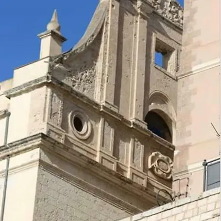 לינה וארוחת בוקר Al Corso קליארי
